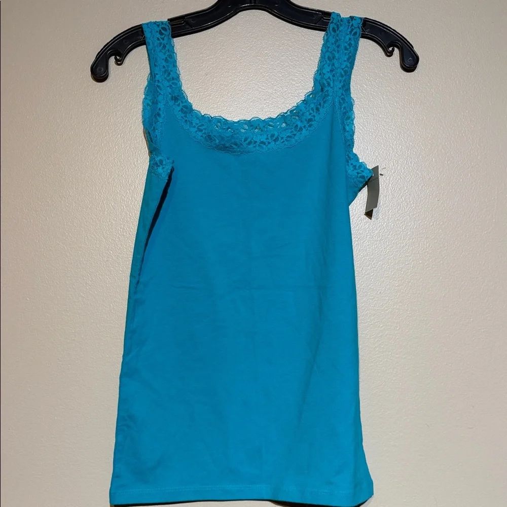 Ann Taylor 2 tanks lace Trim Scoop Neck Tank - Picture 5 of 7